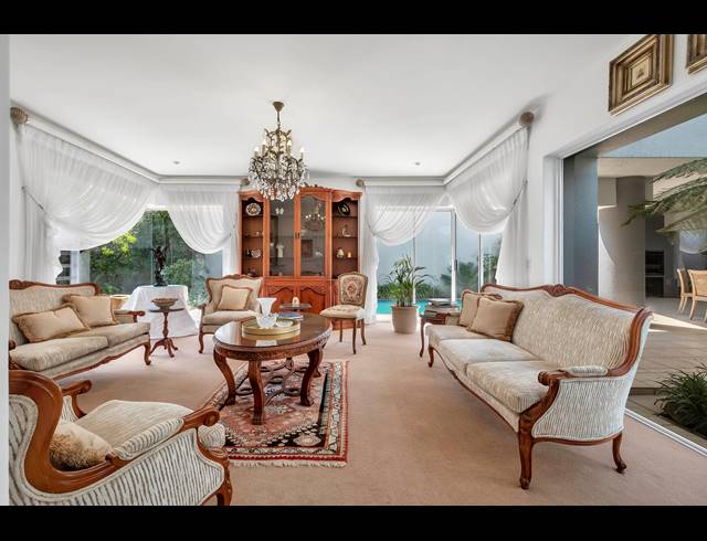 4 BEDROOM HOUSE FOR SALE IN HYDE PARK